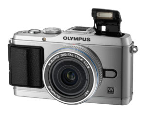 E-P3_silver__rightside_FL-300R_17mm-XL