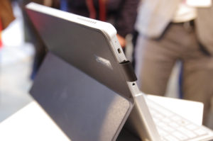 Acer Aspire P3