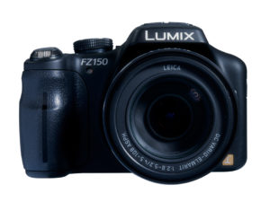 Panasonic Lumix DMC-FZ150 - front view