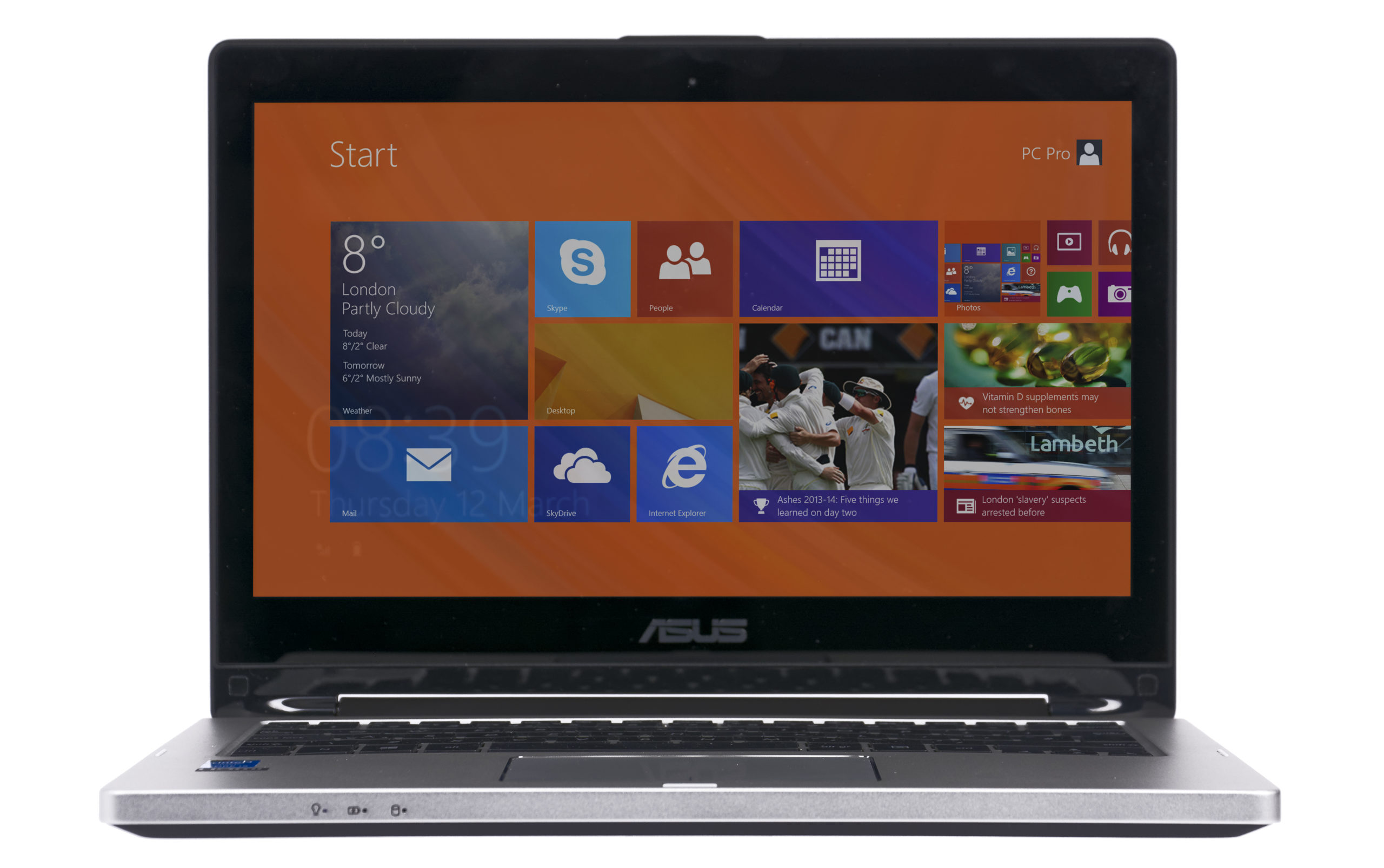 Asus Transformer Book TP300LA - from front, dead on