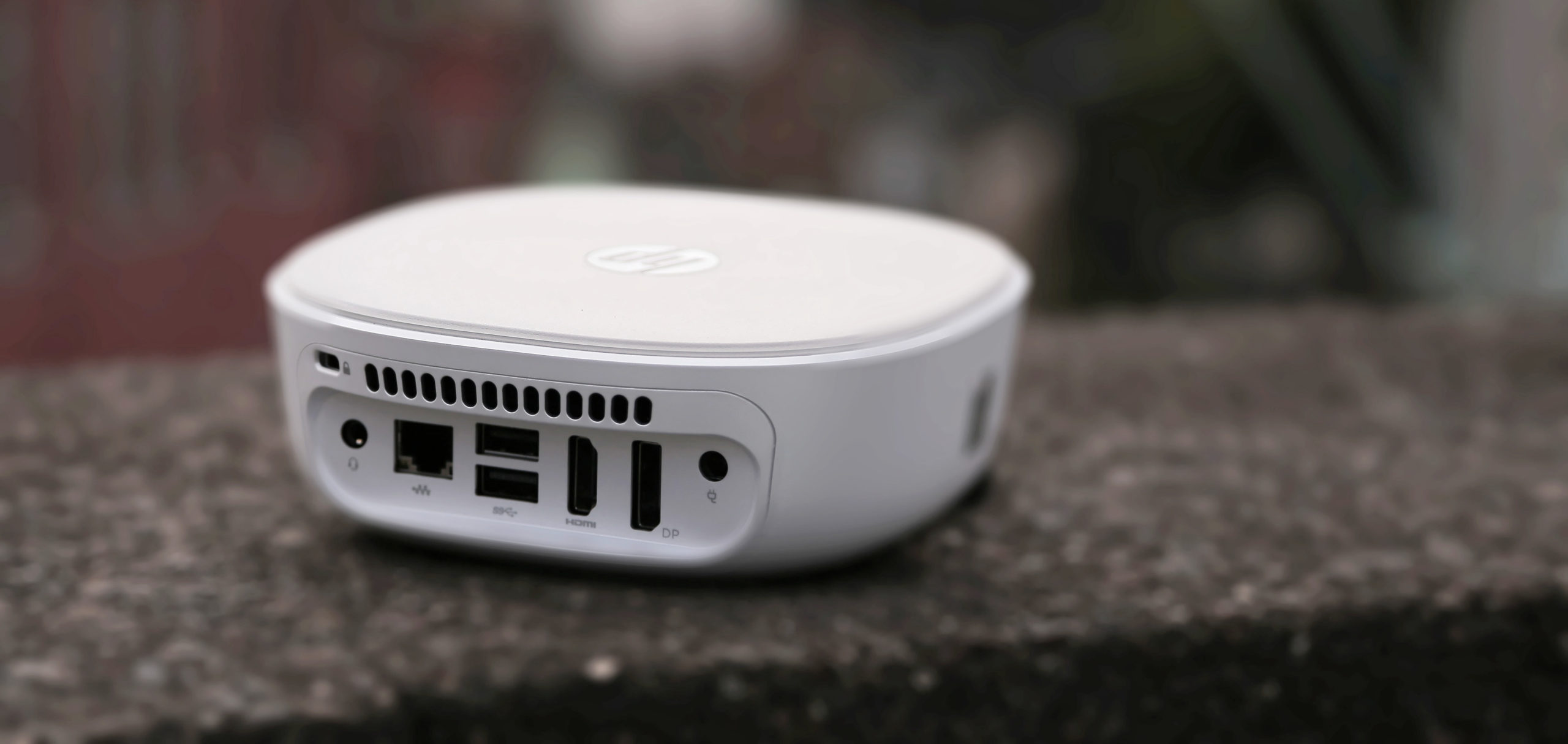 HP Pavilion Mini: Rear panel connections