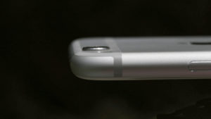 Apple iPhone 6 review: Camera hump close-up