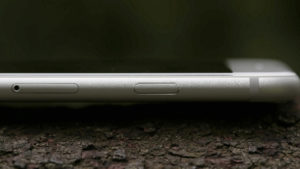 Apple iPhone 6 review: Left edge