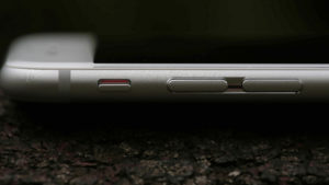 Apple iPhone 6 review: Volume buttons close-up