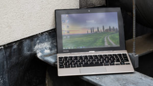 Toshiba Satellite Click Mini review: In laptop mode, the Click Mini looks the business