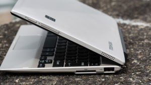 Toshiba Satellite Click Mini review: The Mini has a surprisingly broad selection of ports and slots