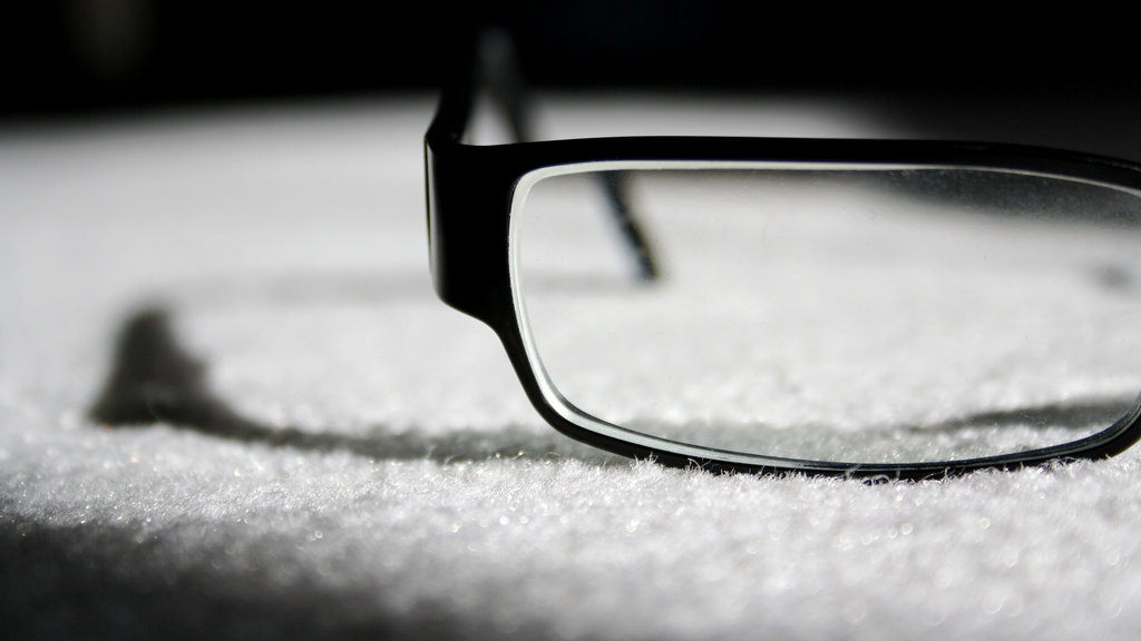 scratch_resistant_glasses