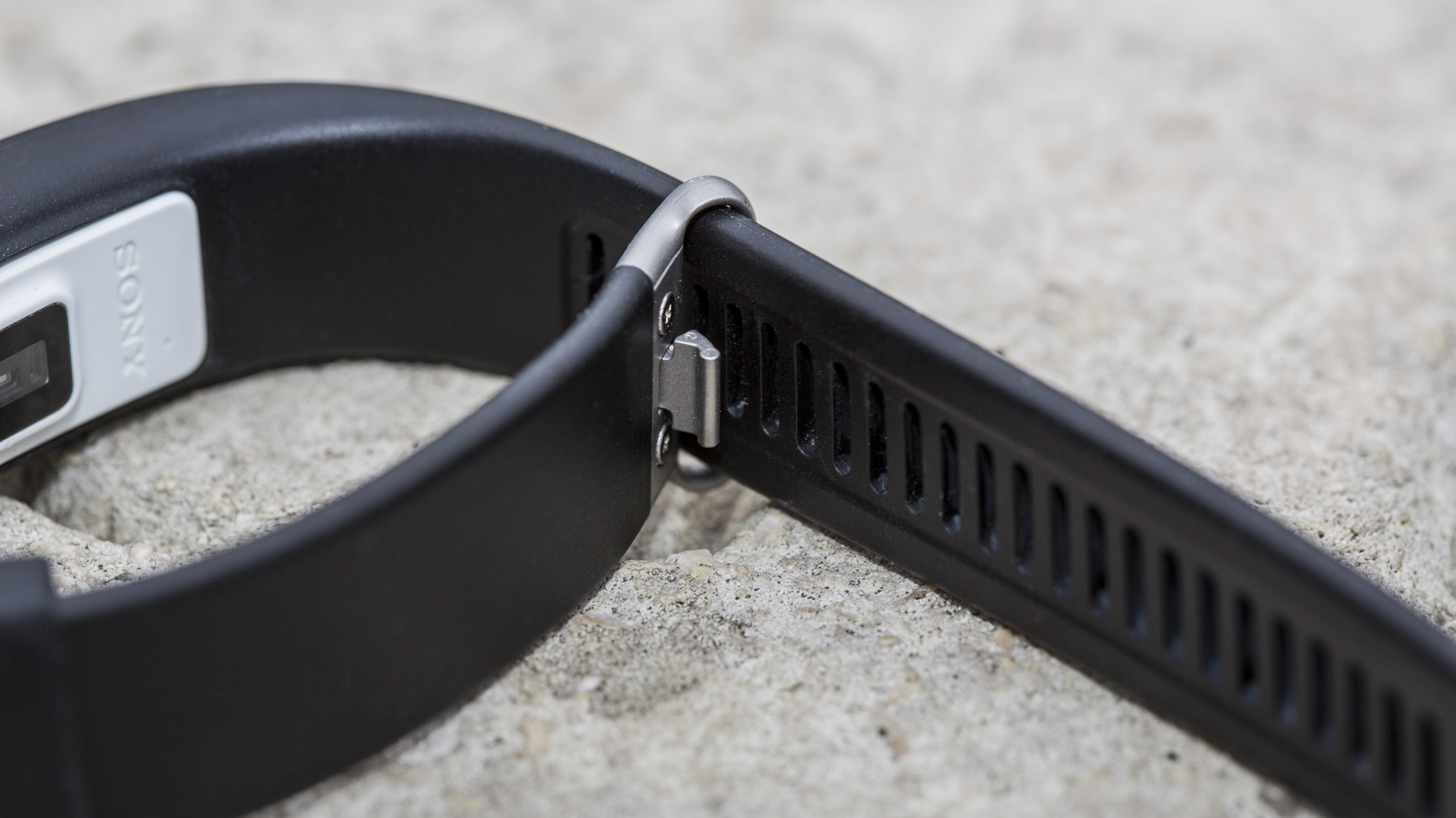 Sony SmartBand 2 review: On its side