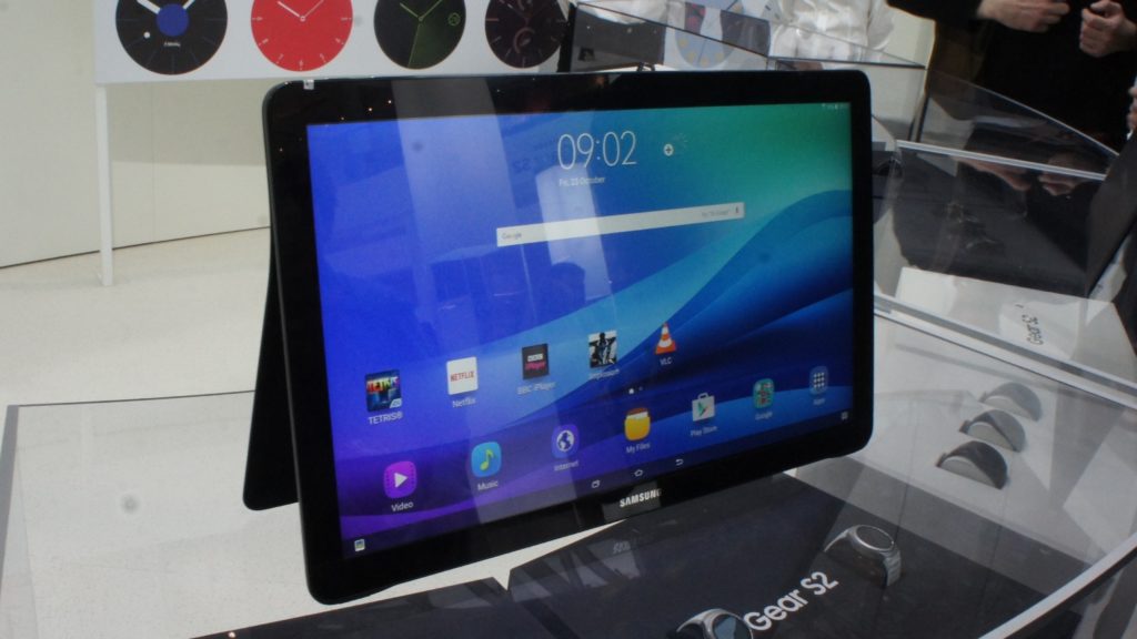 Samsung Galaxy View review (hands-on): The tablet that thinks it's a TV