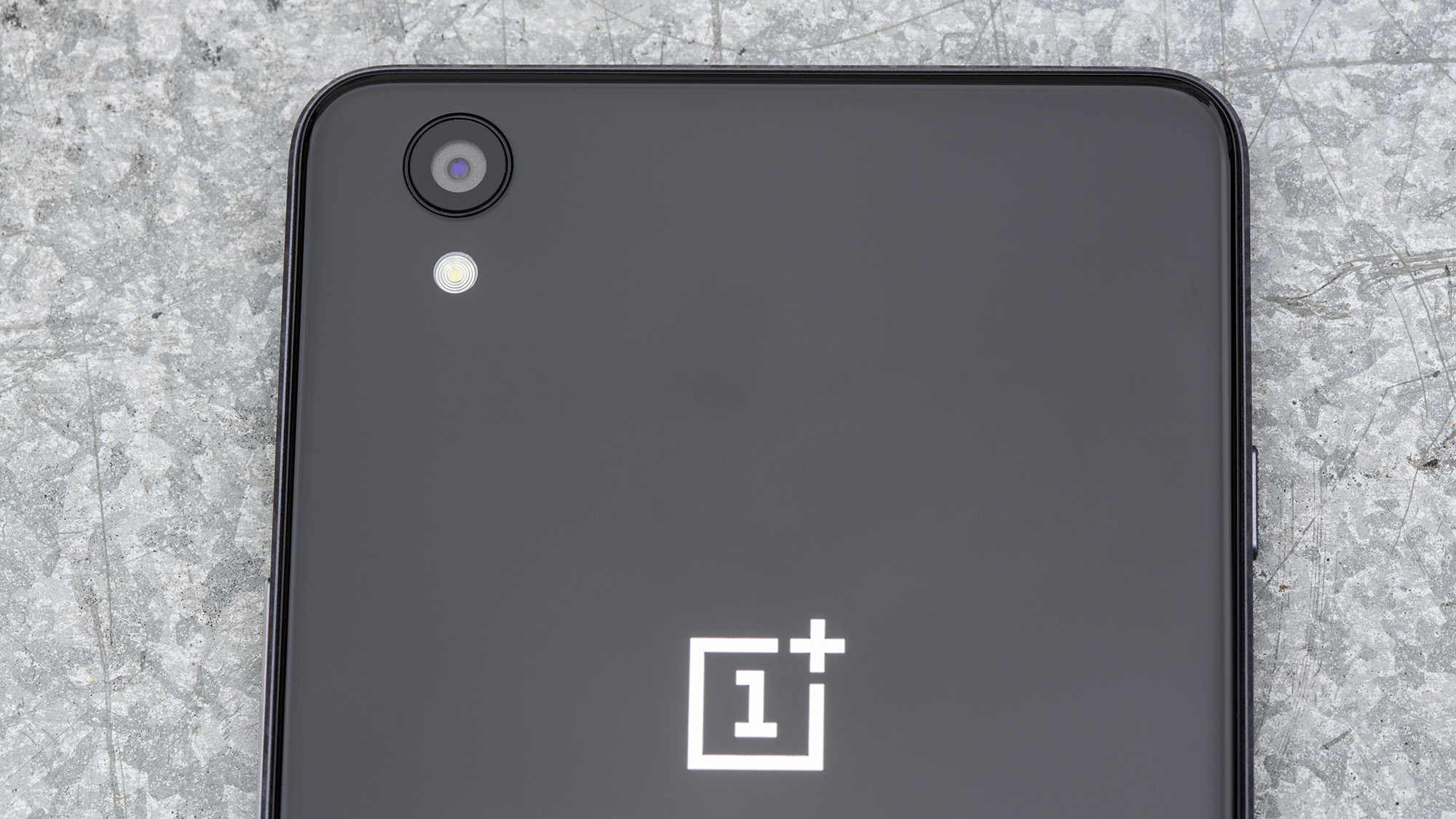 oneplus_x_3