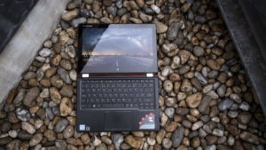 Lenovo Yoga 700 review: Folded flat