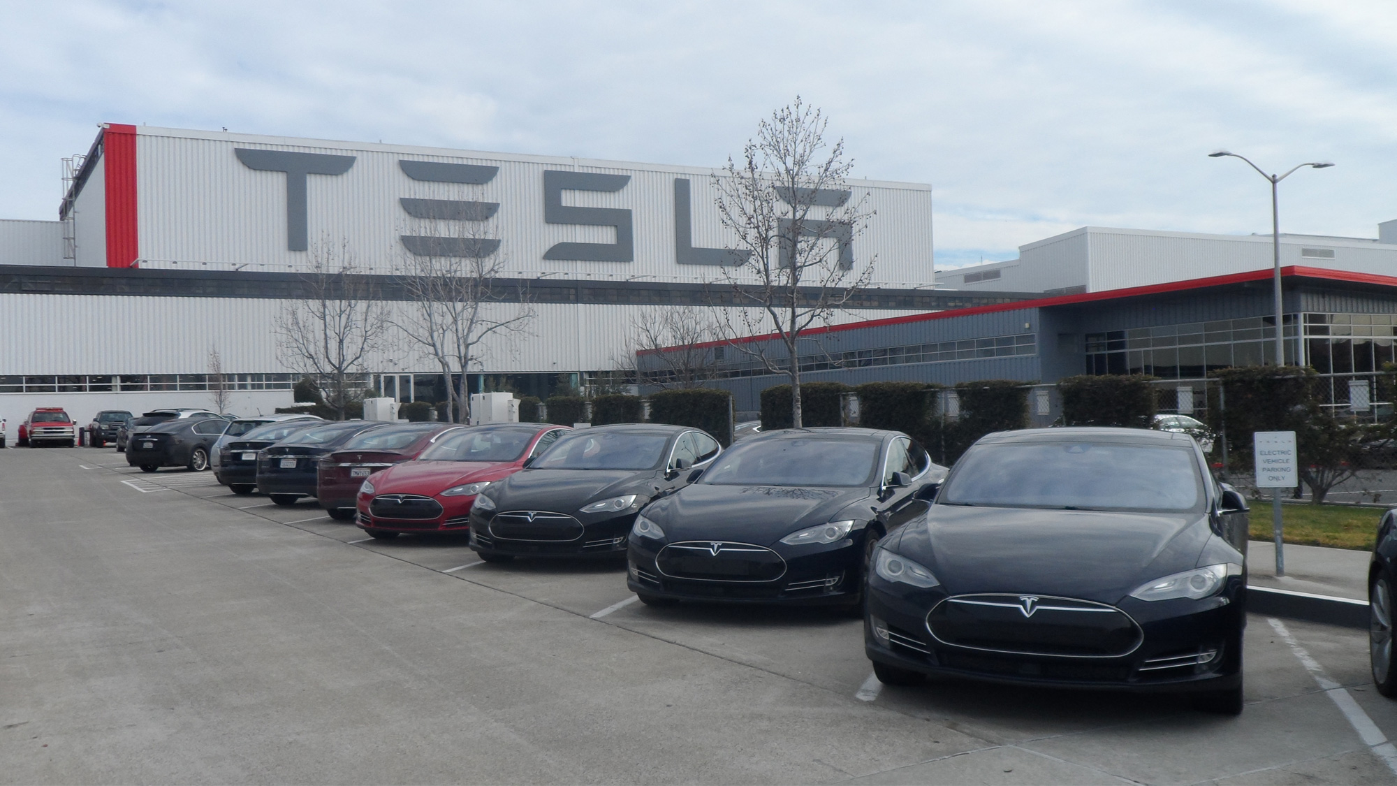 tesla_factory_tour_2