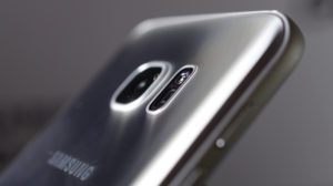 Samsung Galaxy S7 review: Camera housing protrudes only 0.46mm