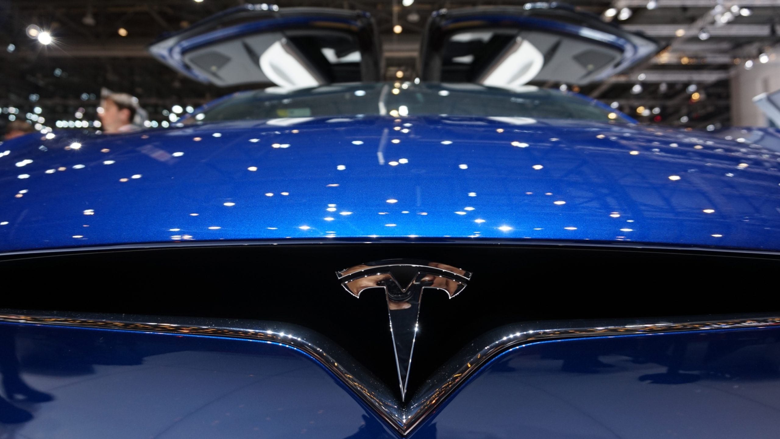 Tesla Model X review (hands-on): Falcon Wing doors and a stylish interior but still no UK price