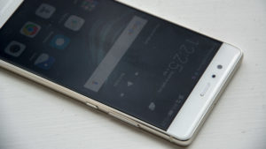 Huawei P9 front-facing camera