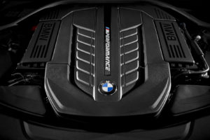 bmw_7_series_review_2015_14