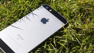 Apple iPhone SE review: The iPhone SE looks like the iPhone 5s