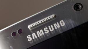 Samsung Galaxy S7 review: Samsung logo