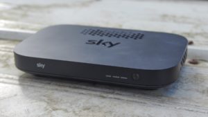 Sky Q Hub front panel