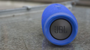 JBL Charge 3 passive bass radiator