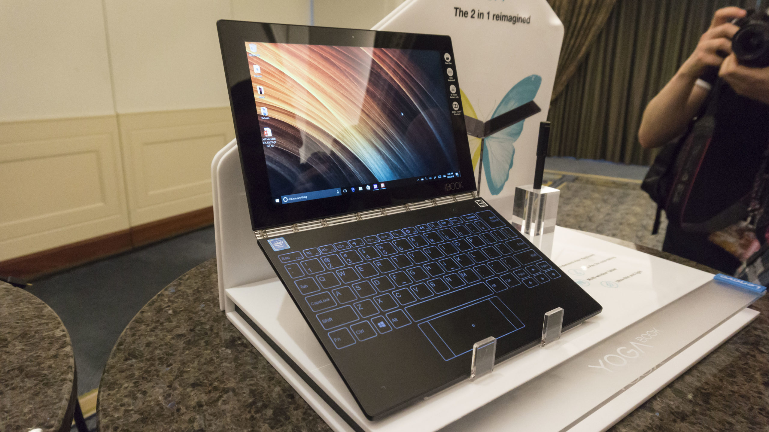 Lenovo Yoga Book review: Hands-on with the revolutionary hybrid and its