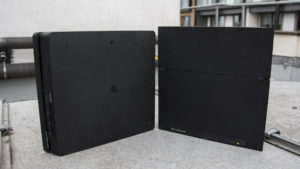 ps4_slim_comparison_shot_bottom_standing