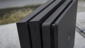 ps4_slim_comparison_shot_front_standing