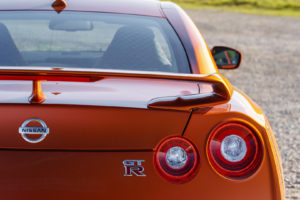 2017_nissan_gt-r_review_10