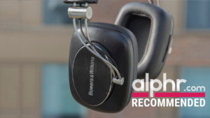 bowers-wilkins-p7-wireless-with-award