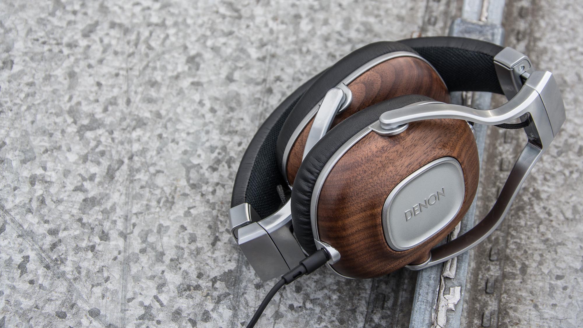 Denon AH-MM400 review: Superlative sound for £200