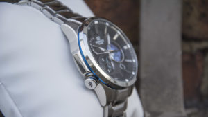 Casio Edifice EQB-600 left side