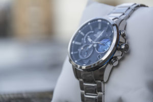 Casio Edifice EQB-600  right side