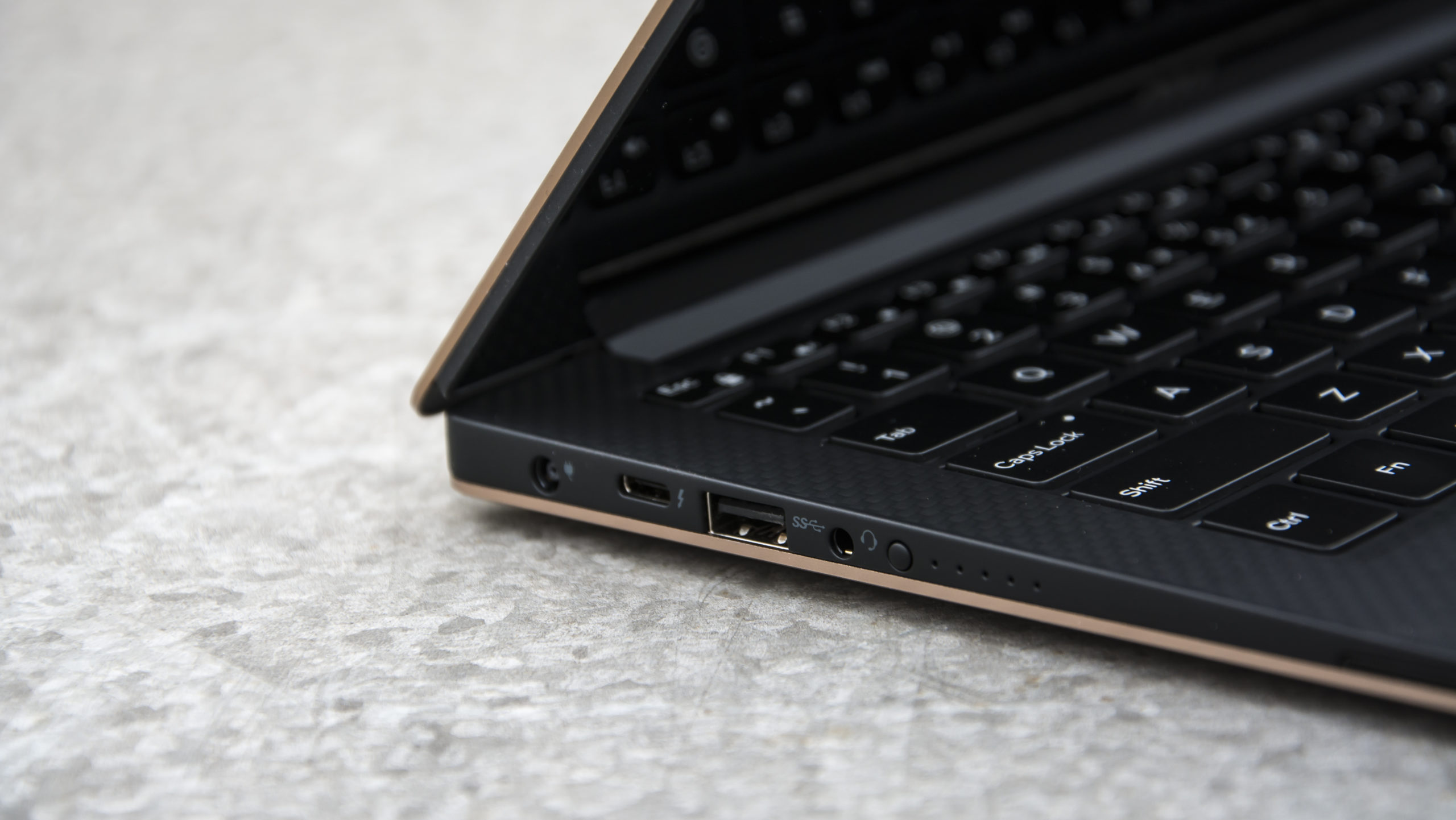 dell_xps_13_2016_review_10
