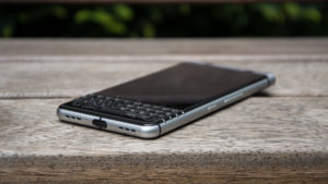 blackberry_keyone_3_of_9