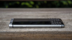 blackberry_keyone_6_of_9
