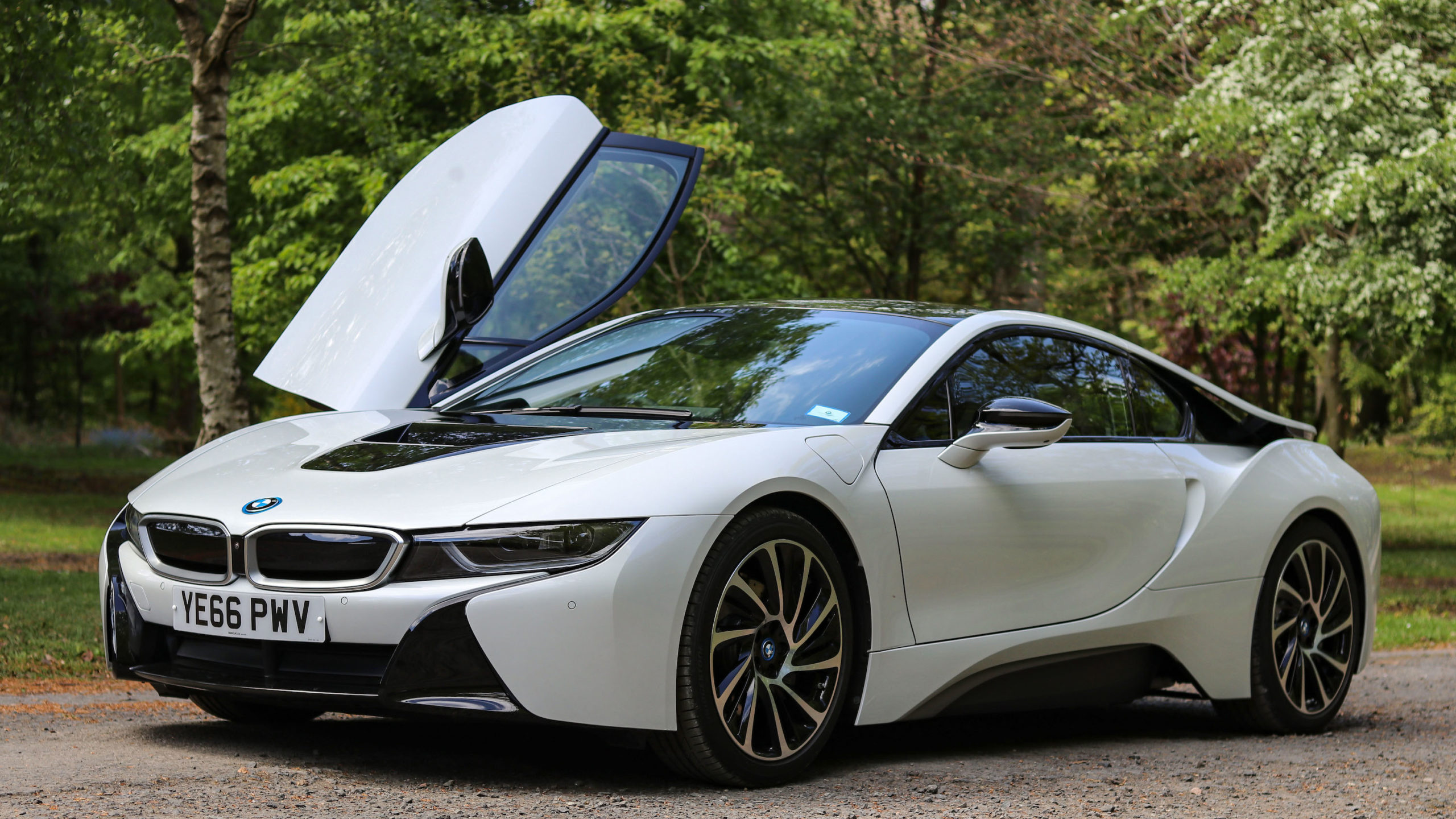 bmw_i8_review_2017_5