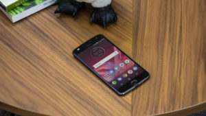 motorola-moto-z2-play-review-4