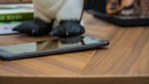 motorola-moto-z2-play-review-6