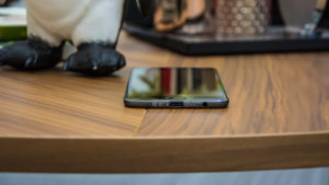 motorola-moto-z2-play-review-7