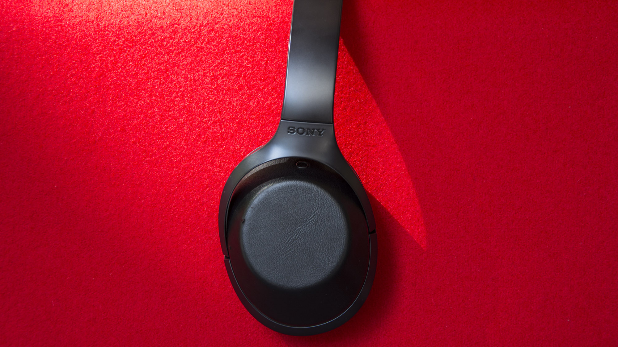best_noise-cancelling_headphones_sony_mdr-1000x