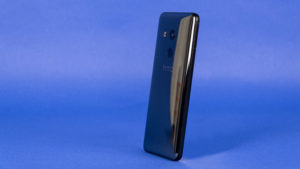 htc_u11_at_an_angle