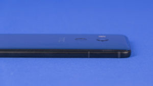 htc_u11_plus_left_edge