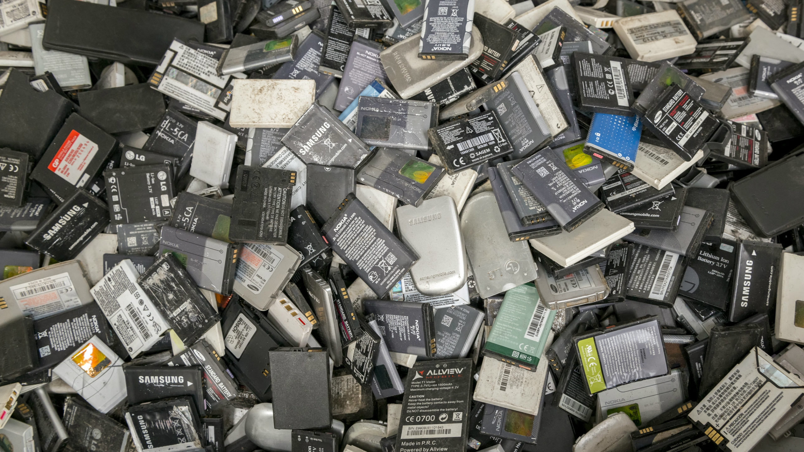 this_urban_mining_map_reveals_the_valuables_hiding_in_our_e-waste_mountains_-_2