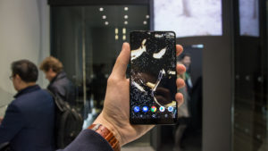 essential-phone-12
