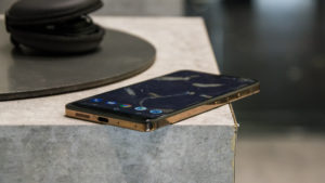 essential-phone-9
