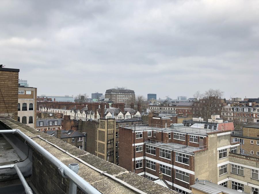 apple_iphone_8_review_-_buildings