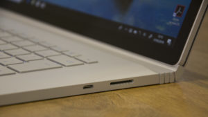 microsoft_surface_book_2_15in_review_-_ports2