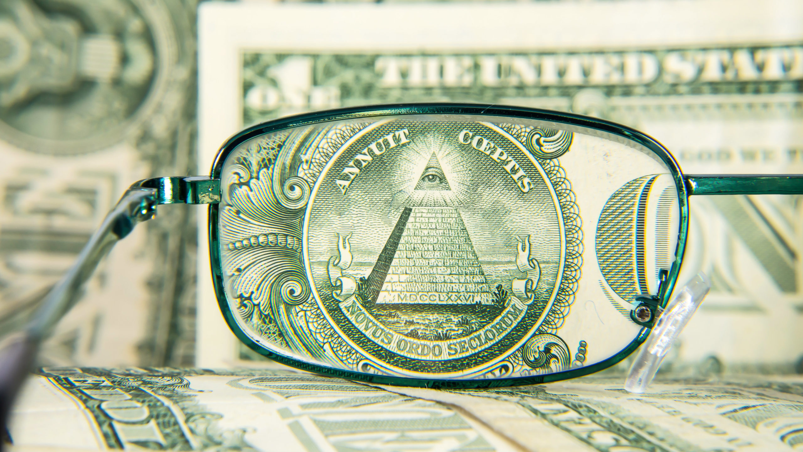 youtubes_plan_to_educate_conspiracy_theorists_is_a_plaster_on_a_shotgun_wound_1