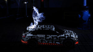 audi_e-tron_concept_car_electricity_strike1