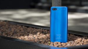 honor_10_back_blue